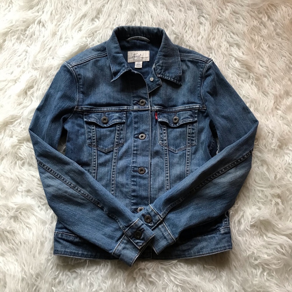 Levi's Women's Classic Blue Jean Jacket